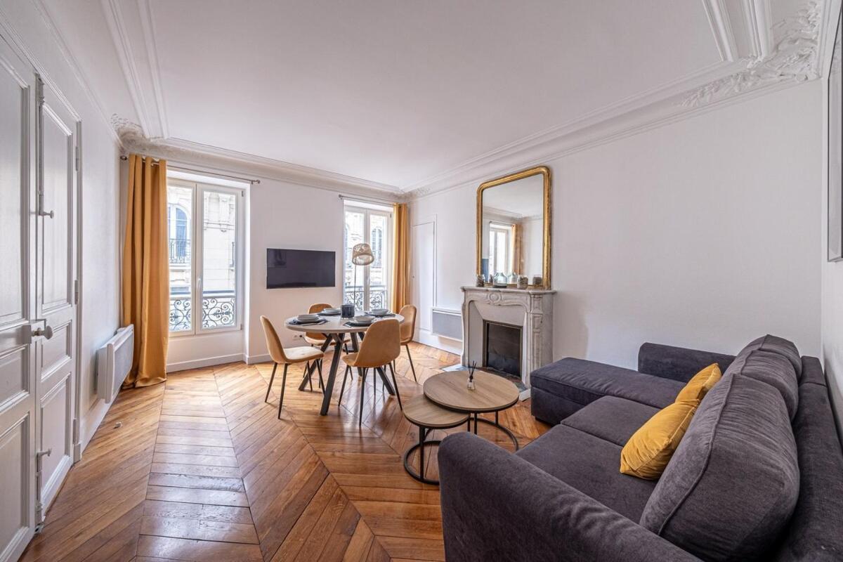 Appartement P4 Appart Parisien Proche Champs Elysees *
